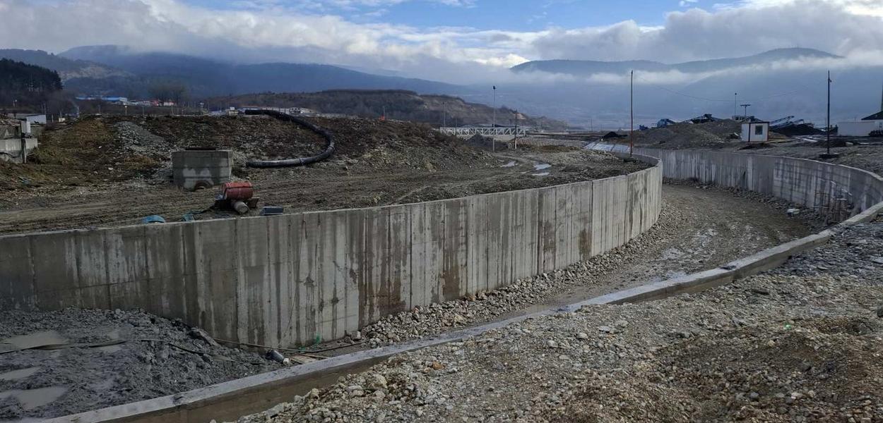 Jedan ponuđač se povukao, dokumentacija drugog nepotpuna, ali u koritu se radi