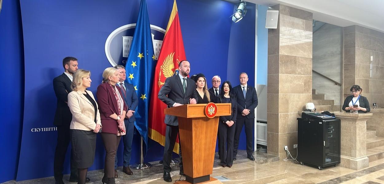 Nikolić podnio ostavku: Nećemo učestvovati u političkom marketingu ove većine – Anketni odbor formiran za obračun sa neistomišljenicima