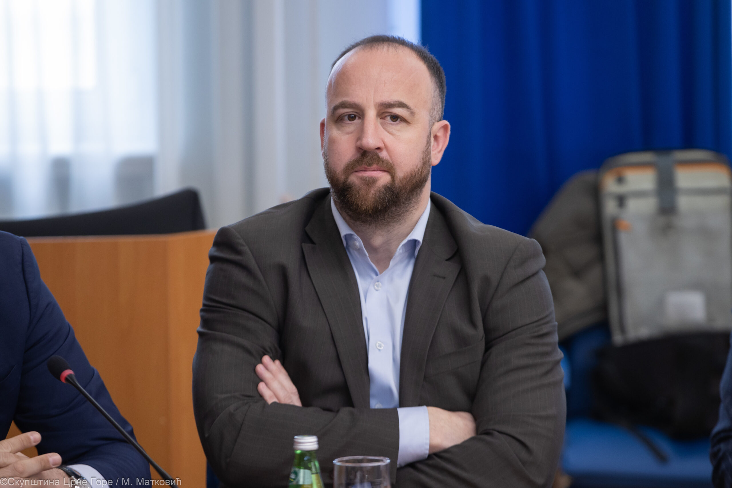 Nikolić Šćepanoviću: Kao odgovoran čovjek bi trebalo da saopštite ko Vam je rekao da je izručenje Marovića bilo politički dogovor