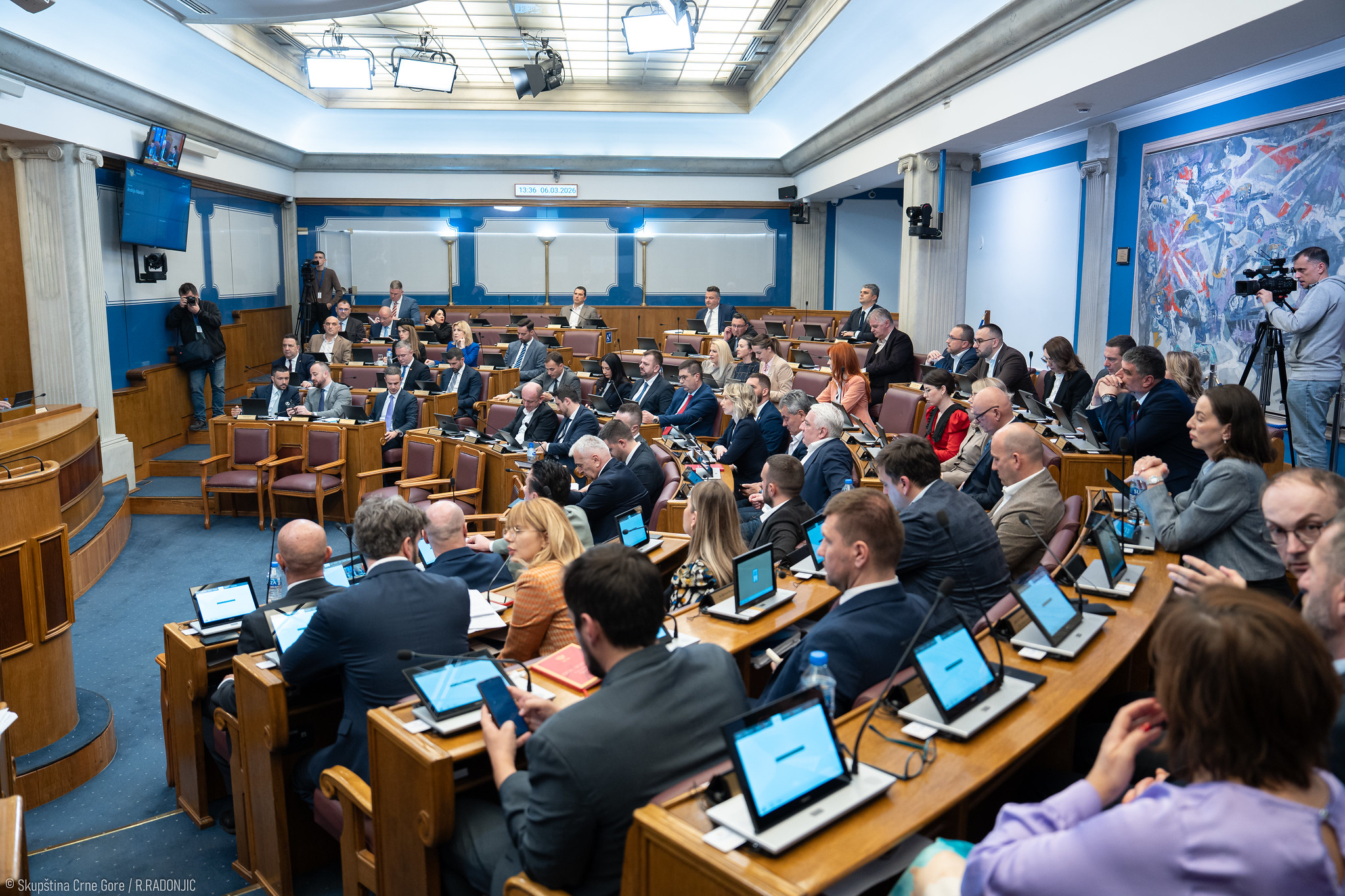 Skupština usvojila izmjene Zakona o unutrašnjim poslovima i Zakon o ANB-u