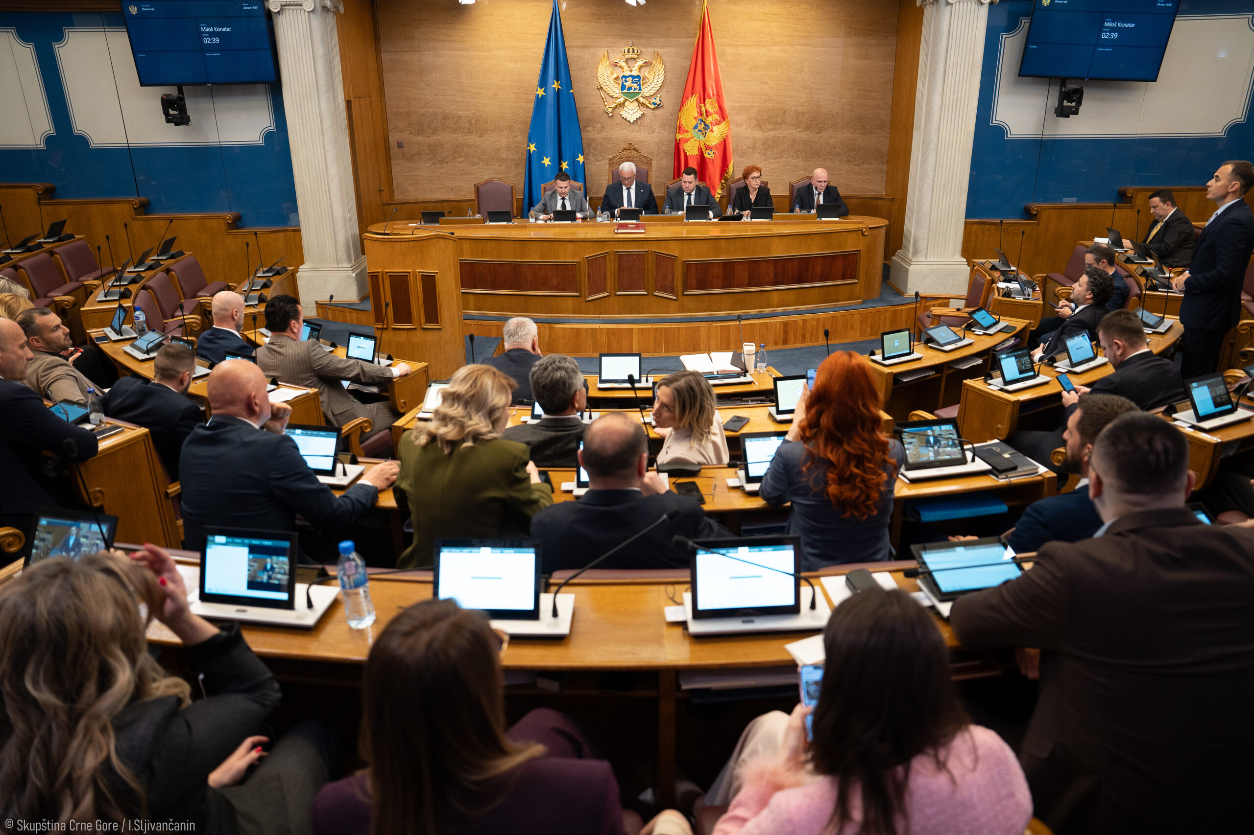 Jakšić Stojanović, Krapović, Šahmanović i Vujović danas pred poslanicima