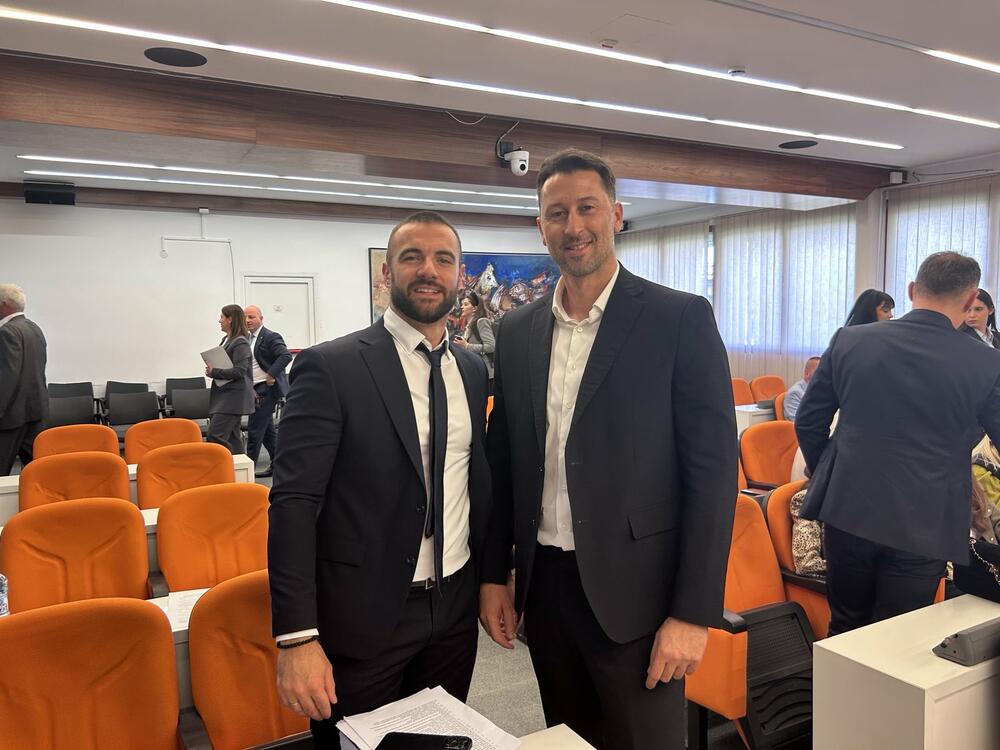 Božović i Ivanović GLASOVIMA VEĆINE izabrani za potpredsjednike Opštine Budva