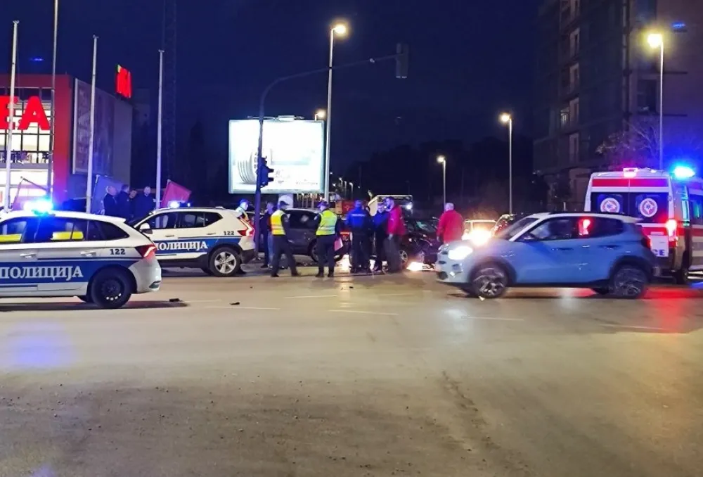 Udes na Tuškom putu: Povrijeđene četiri osobe
