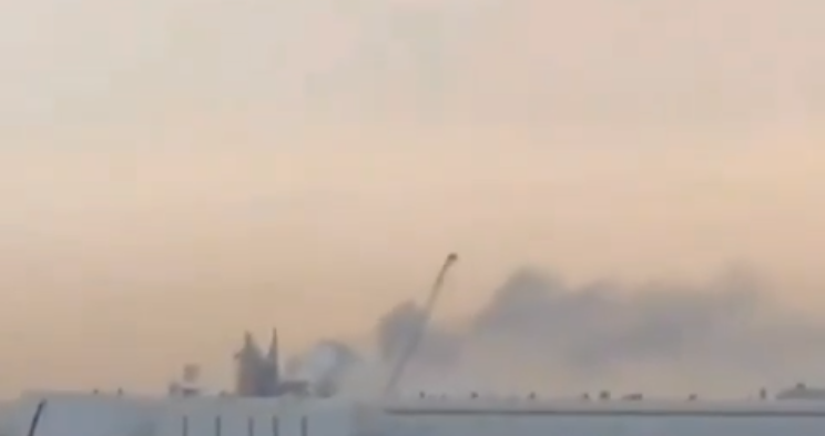 Iranski dronovi pogodili naftni terminal u UAE (VIDEO)