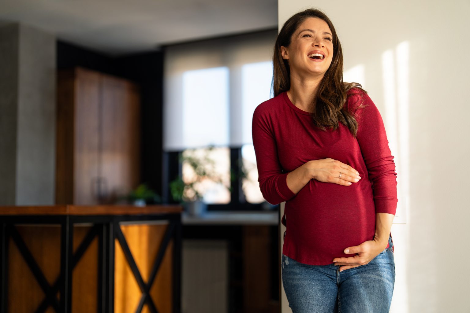 Zašto je smijeh tokom trudnoće važan za razvoj bebe?