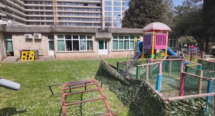 Zatvoreno igralište vrtića “Ljubica V. Maše” zbog urušavanja tla uz gradilište