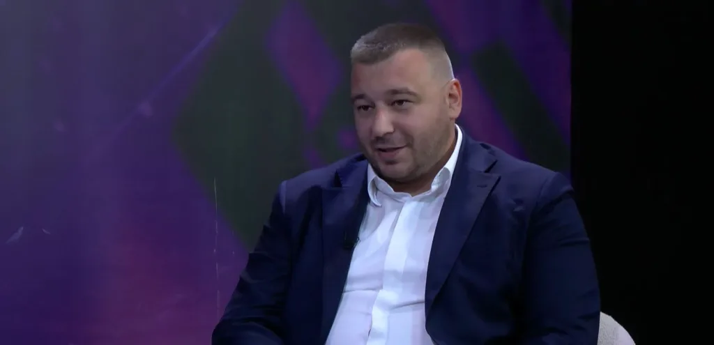 Krstović Spajiću: Nema tog Singapura do kojeg ćeš pobjeći od odgovornosti