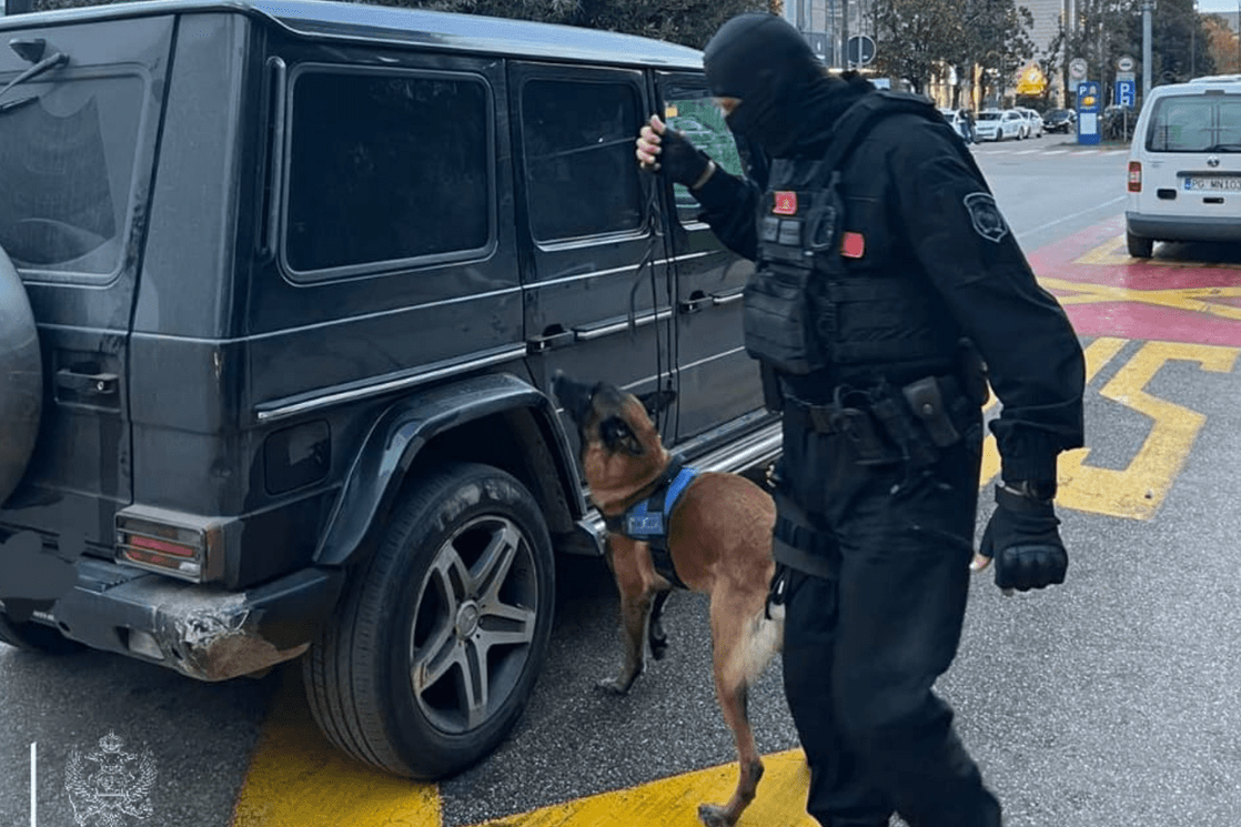 Dojave o bombama u tržnim centrima i školama bile lažne