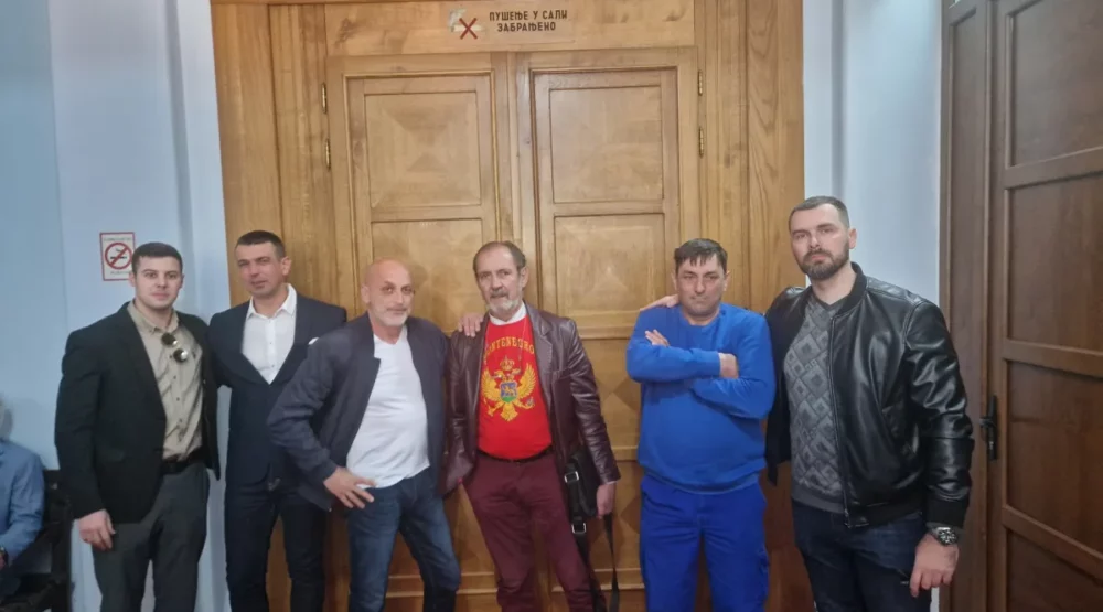 Petorica Cetinjana oslobođena, trojica osuđena zbog incidenta tokom skupa predsjedničkog kandidata Milatovića
