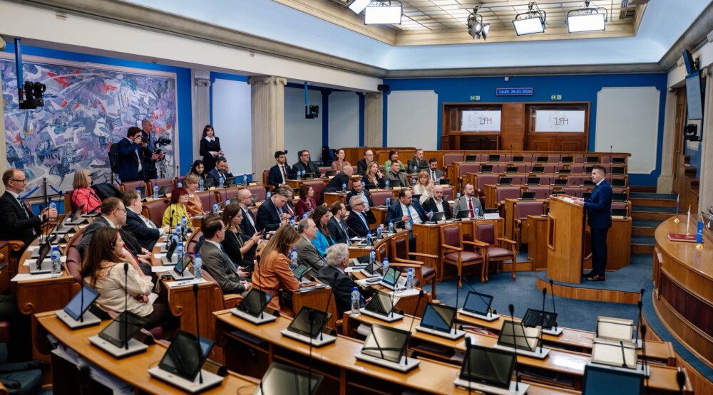 PES: Identitetske teme mogu na red nakon ispunjenja obaveza iz evropske agende