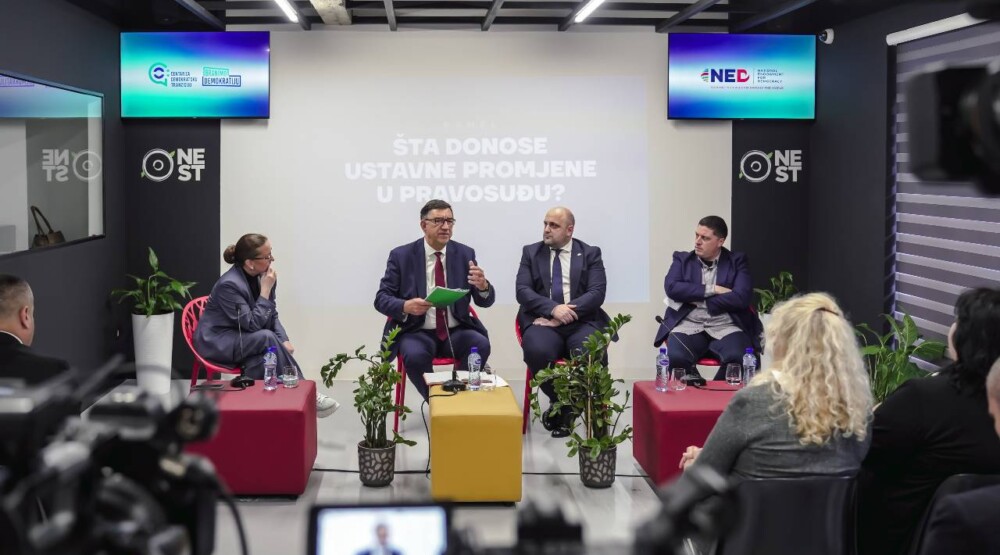 Panel diskusija CDT: Izmjene Ustava kojima bi se mijenjale stvari u pravosuđu ključne za integracije