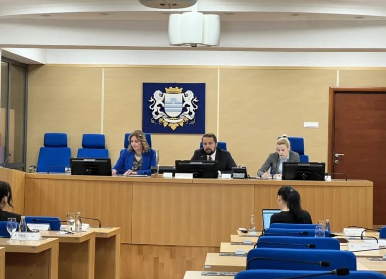 Odbor za statut odbio pet amandmana DPS-a na predlog odluke o subvencionisanju dijela troškova produženog boravka