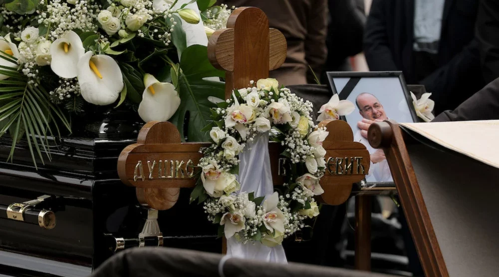 Posljednji ispraćaj Duška Vujoševića: Legendarni trener sahranjen uz veliko poštovanje