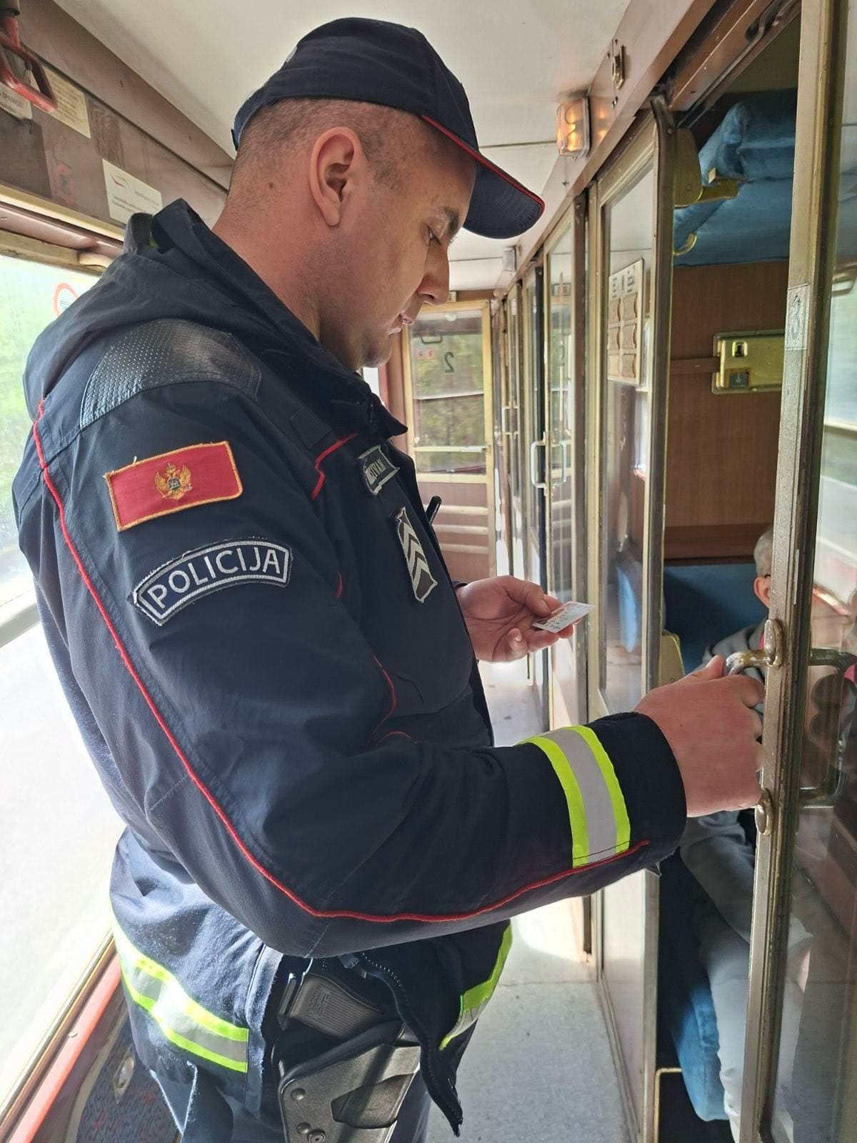 Pojačane policijske kontrole u vozovima radi veće bezbjednosti putnika
