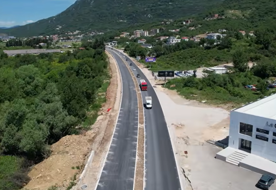 Kompanija Bemax završila radove prije roka: Kompletiran bulevar Tivat – Jaz, sve četiri trake od danas pod asfaltom