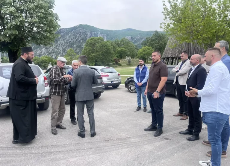 Mujović: Piperi će dobiti 12 kilometara asfalta što će doprinijeti razvoju i prosperitetu ovoga kraja
