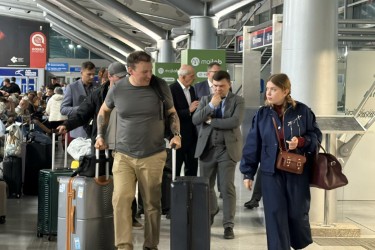Mihail Zvinčuk i supruga Valerija na Aerodromu u Podgorici (Foto: UGC)