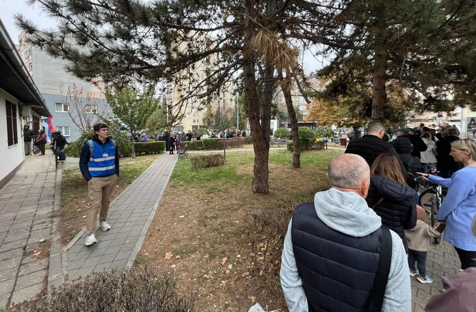 Foto: 021, glasanje na izborima u Srbiji